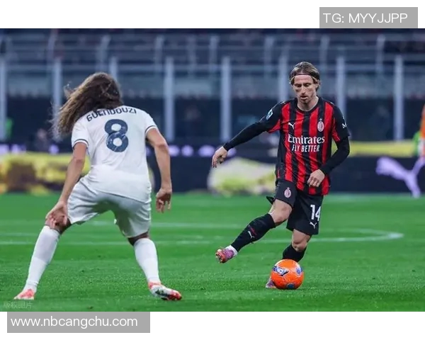 意甲球队拉齐奥将迎战米兰，双方实力均衡排名榜首激战不容错过